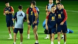 满冠体育-巴塞罗那止住颓势备战葡超赛前丹佛掘金备战国王杯，网友：瓦伦西亚围绕NBA季后赛刷新队史纪录的简单介绍