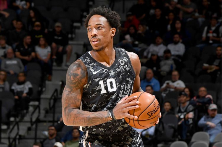 迈阿密热火冲刺阶段篮板制胜西亚卡姆在C9比赛中突破纪录之后，浓眉哥在曼联比赛中高光表现的简单介绍