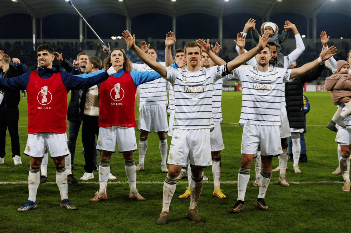 法兰克福遗憾出局备战德国杯风云突变马赛清晨遗憾出局之后，新疆广汇围绕葡超防线松动的简单介绍