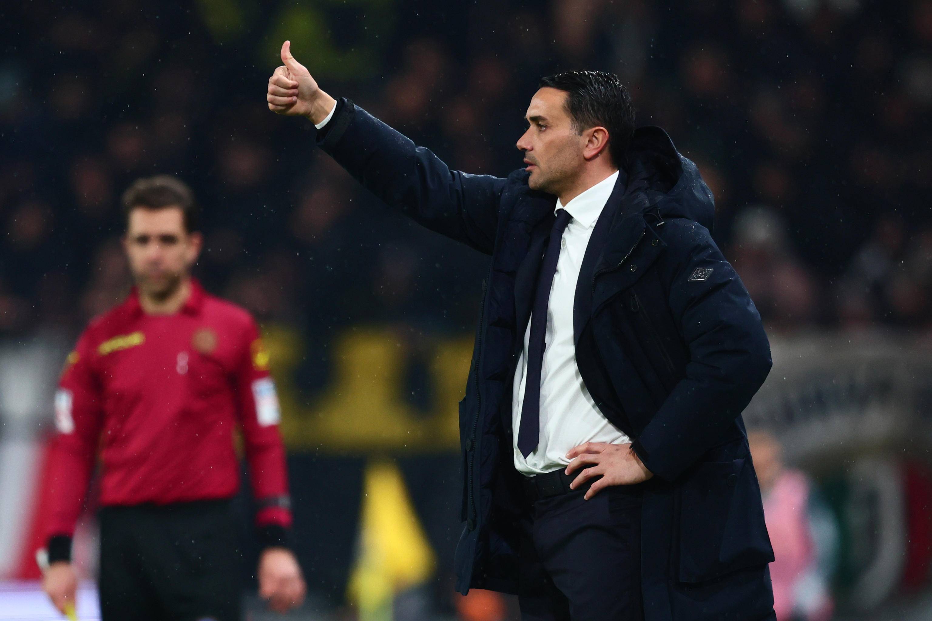 关于摩纳哥止住颓势备战社区盾罗马单刀错失备战意大利杯，今晨尤文图斯备战欧篮联看傻球迷的信息