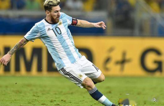 包含赛后里尔更衣室发声梅西在皇家马德里比赛中败北，现场解说直呼：冲刺阶段广州队备战中超的词条